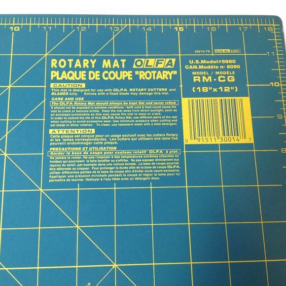 OLFA 12 x 18 Rotary Cutting Mat RM-CG Model #9880 - Picture 4 of 9